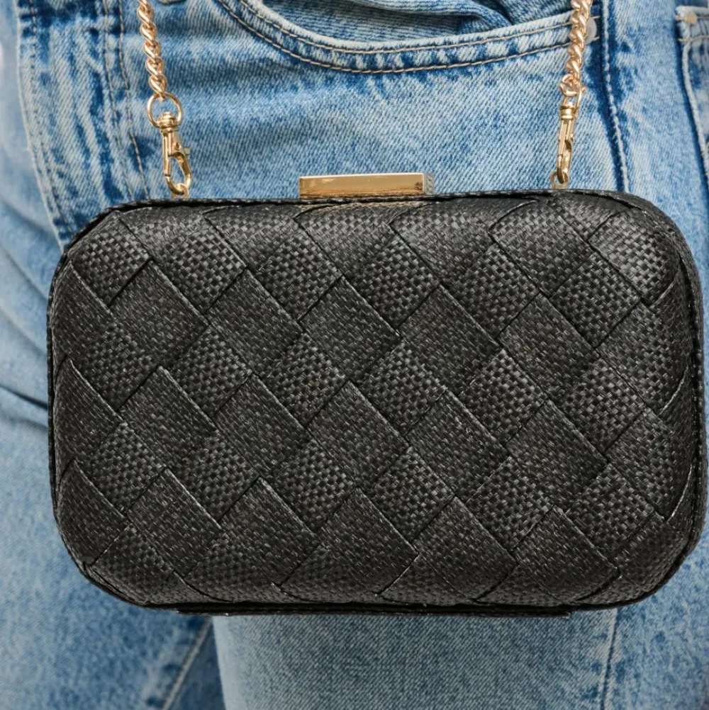 Clutches^Urban Expressions Addie Clutch