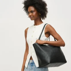 Totes|Handbags^Urban Expressions Alma Tote