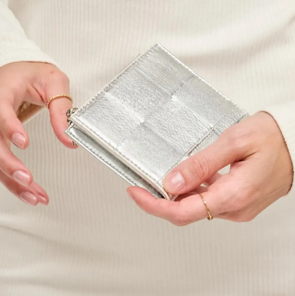Wallets & Card Cases^Urban Expressions Amelie Wallet