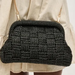 Clutches^Urban Expressions Annie Clutch