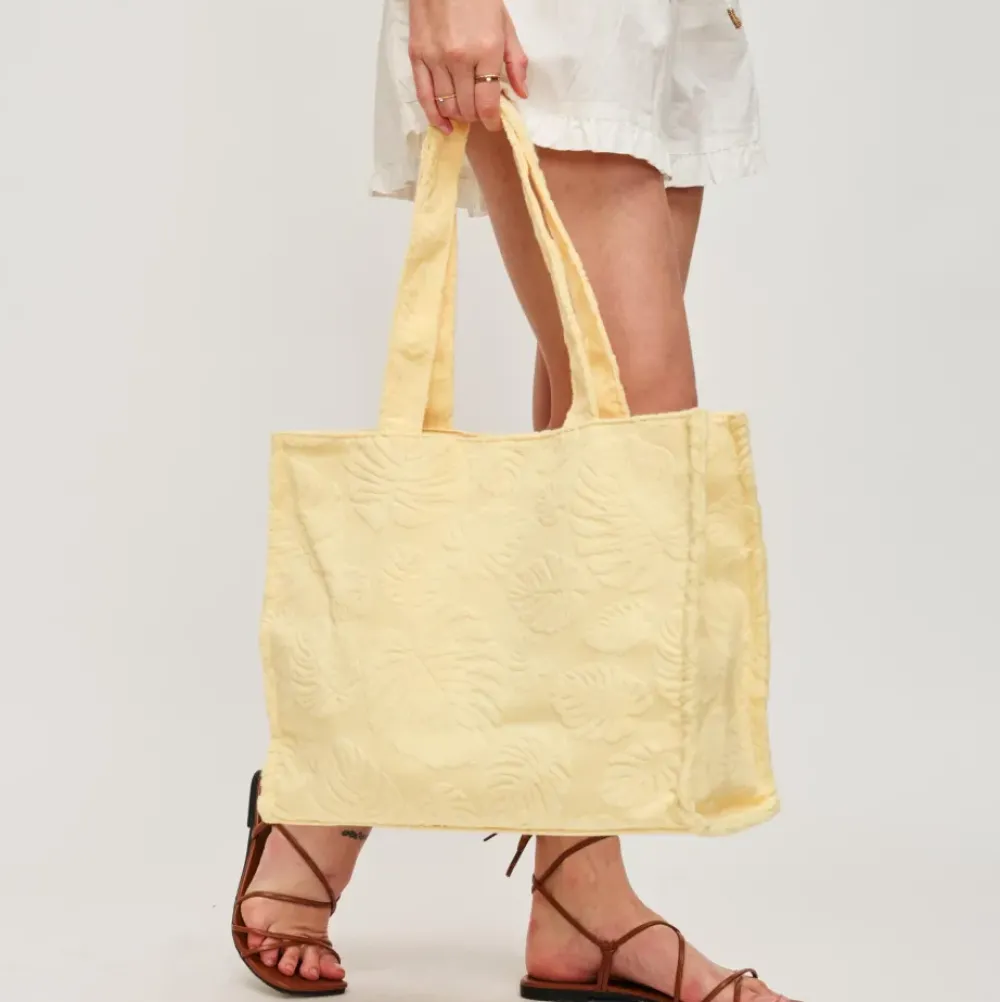 Totes|Handbags^Urban Expressions Beachside Bliss Tote