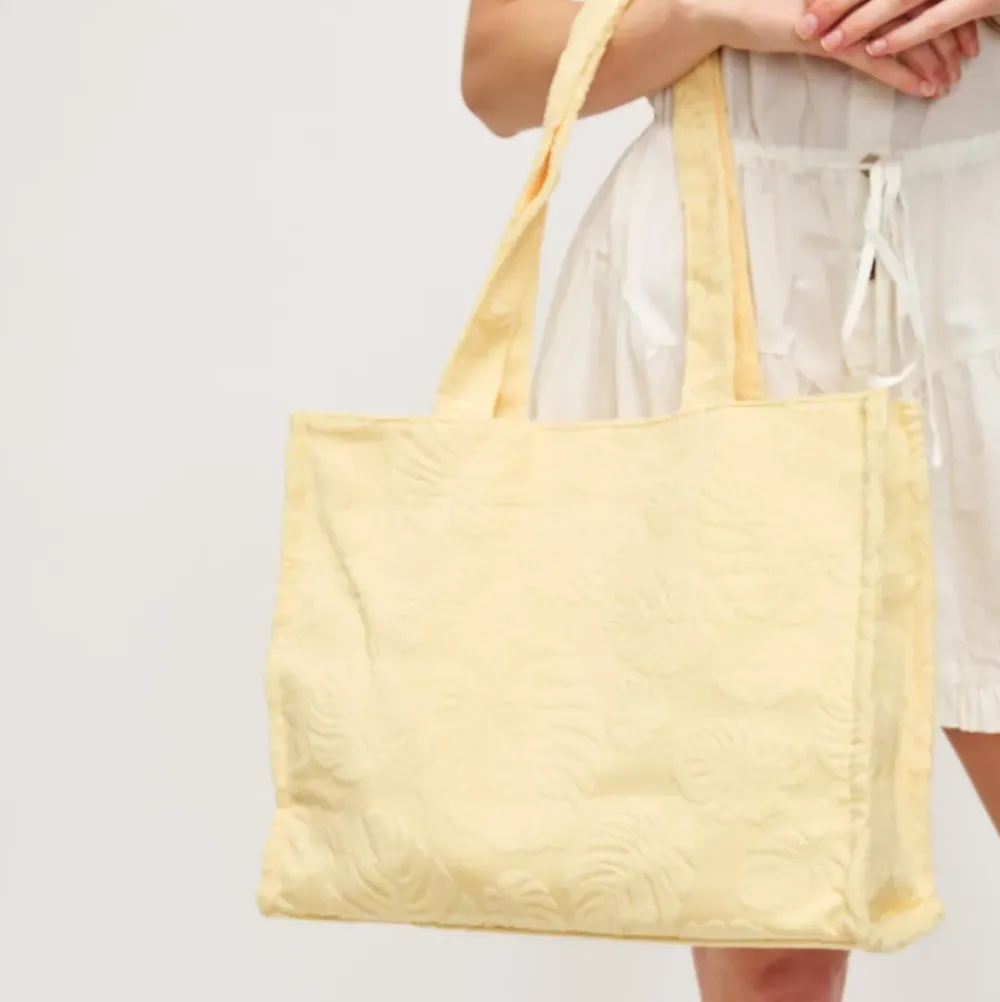Totes|Handbags^Urban Expressions Beachside Bliss Tote