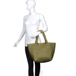 Totes|Handbags^Urban Expressions Breakaway Tote