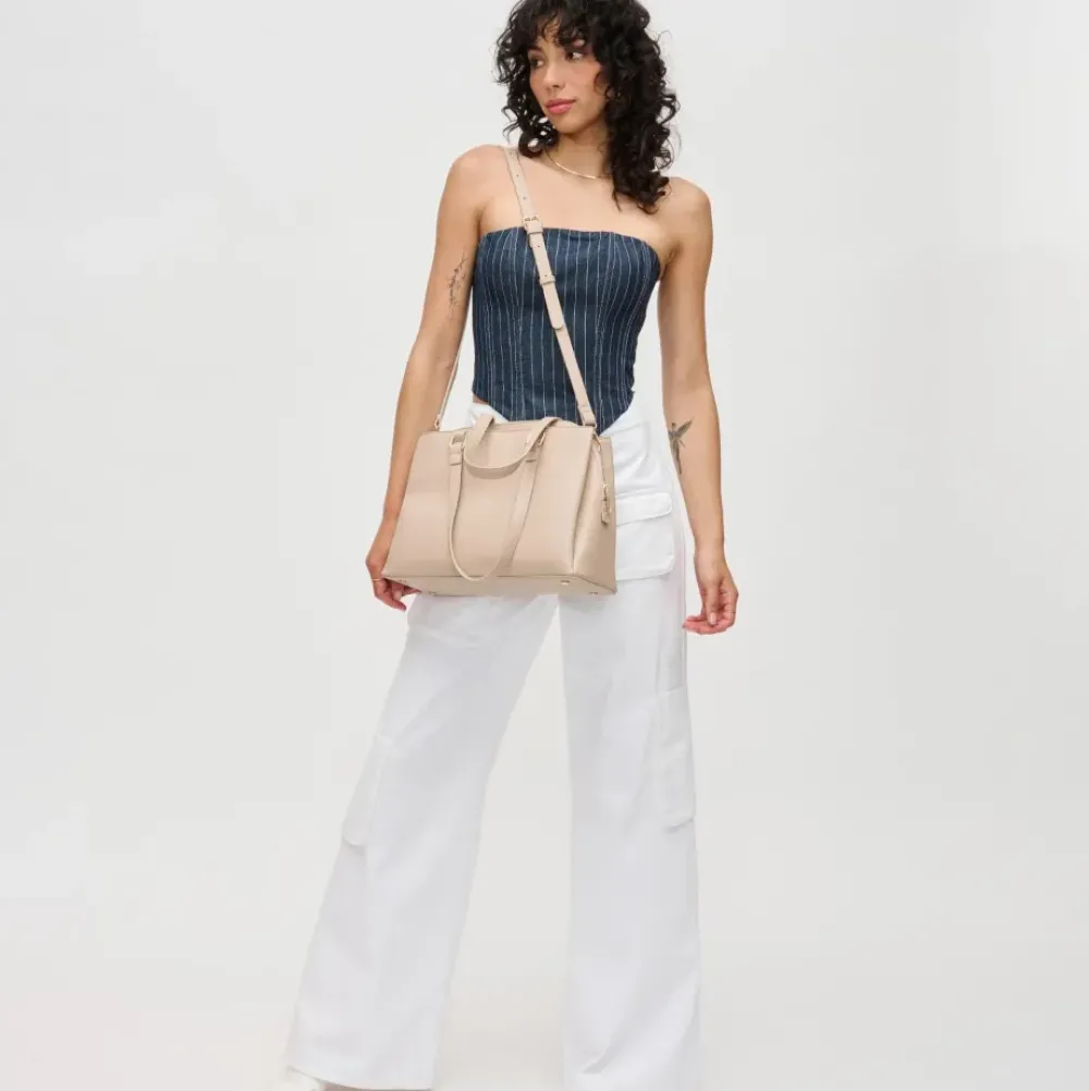 Handbags^Urban Expressions Cambria Satchel