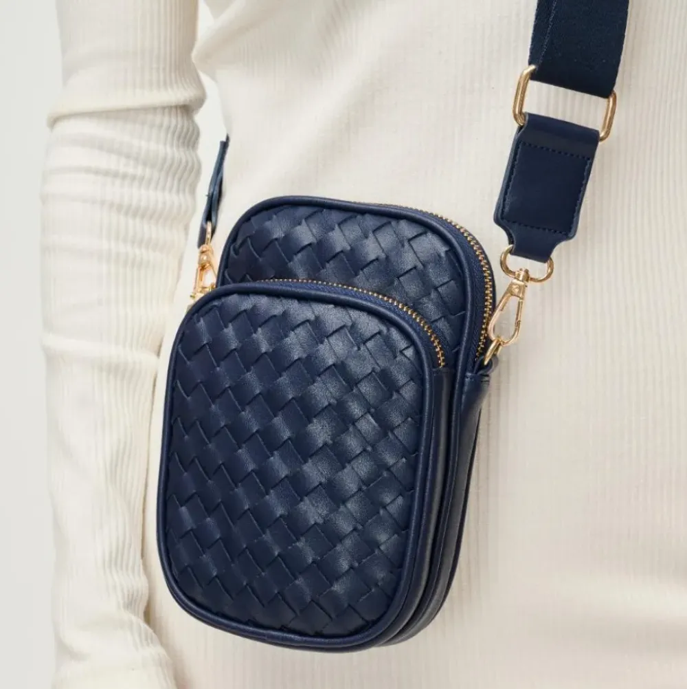 Crossbody^Urban Expressions Celeste Crossbody