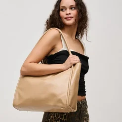 Totes|Handbags^Urban Expressions Doris Tote
