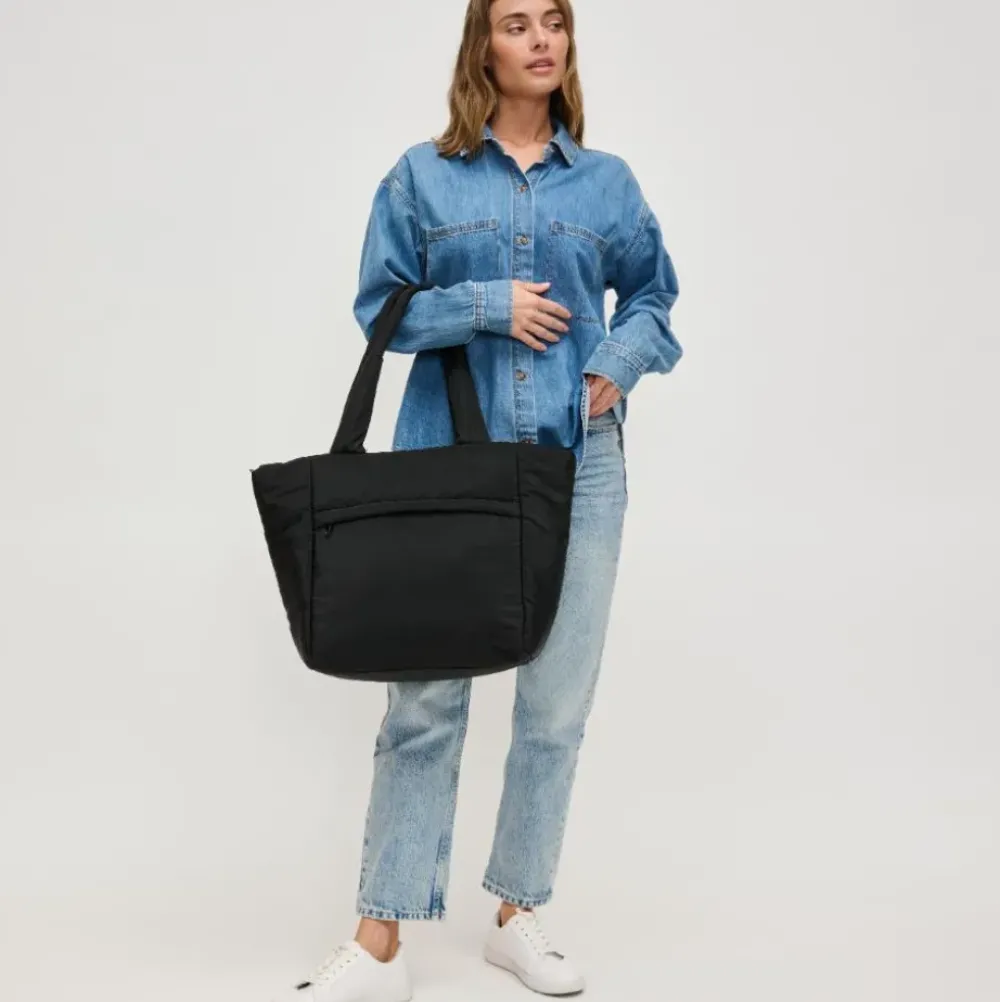 Handbags^Urban Expressions Elliotte Tote Black