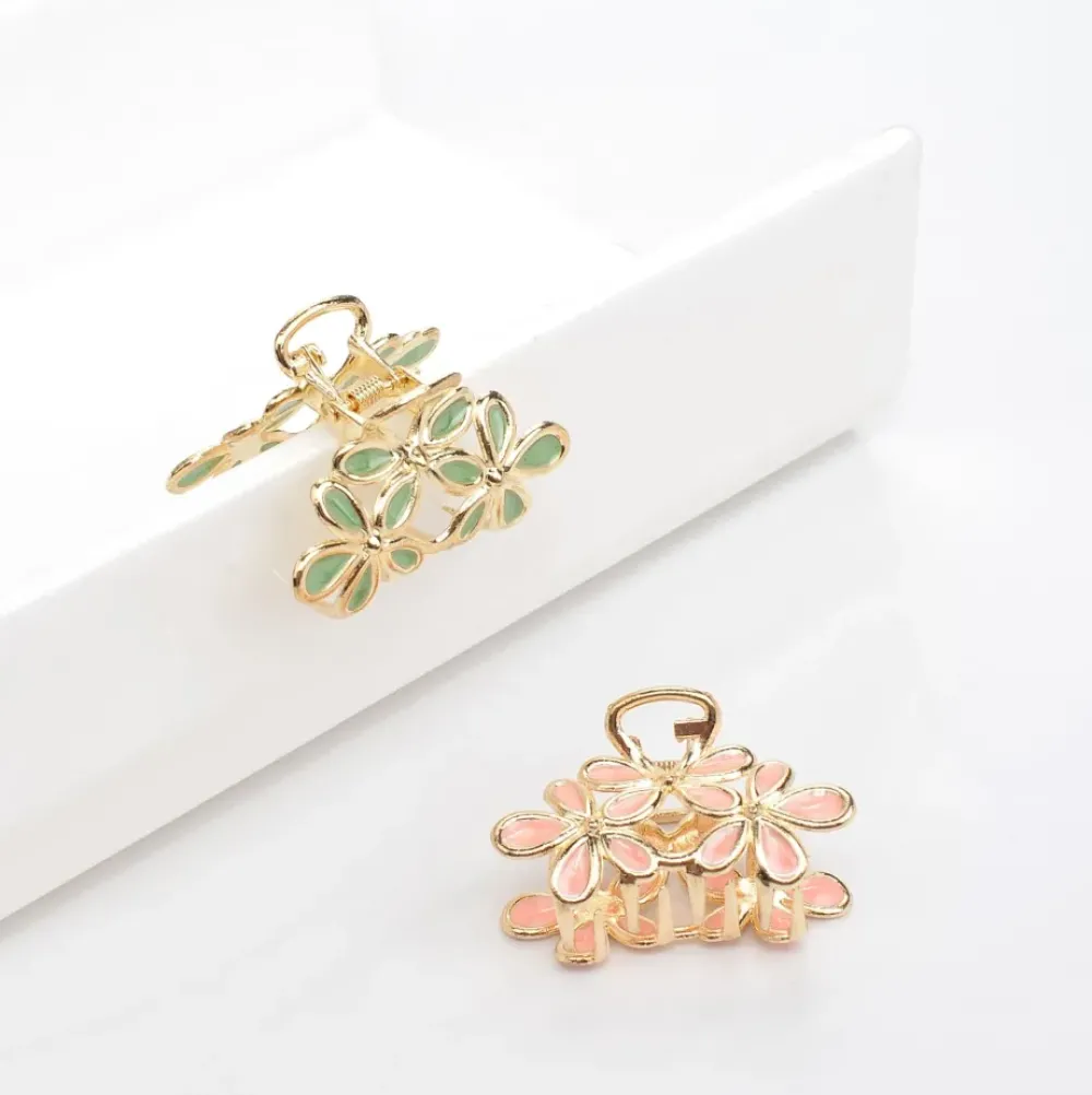 Hair Clips & Claws^Urban Expressions Flower Design Hair Claw - 2 Pack Hair Claw