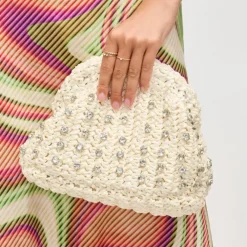 Clutches^Urban Expressions Gwendolyn Clutch