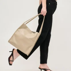Totes|Handbags^Urban Expressions Hera Tote