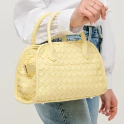 Crossbody^Urban Expressions Kristie Crossbody