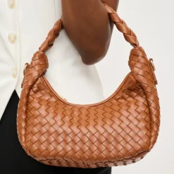 Crossbody^Urban Expressions Laken Crossbody