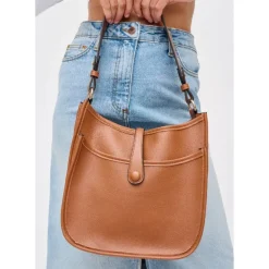 Crossbody^Urban Expressions Leota Crossbody