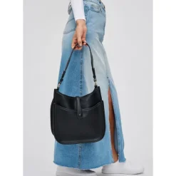Crossbody^Urban Expressions Leota Crossbody