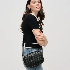 Crossbody^Urban Expressions Maddie Crossbody