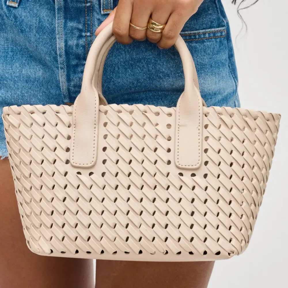 Totes|Handbags^Urban Expressions Paisley Tote