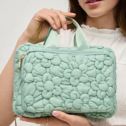 Make-up Bags & Pouches^Urban Expressions Petal Plush - Nylon Travel Organizer