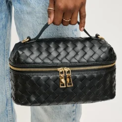 Crossbody^Urban Expressions Richie Crossbody