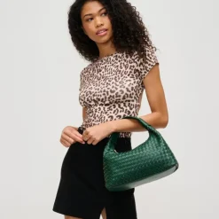 Crossbody^Urban Expressions Ripley Crossbody