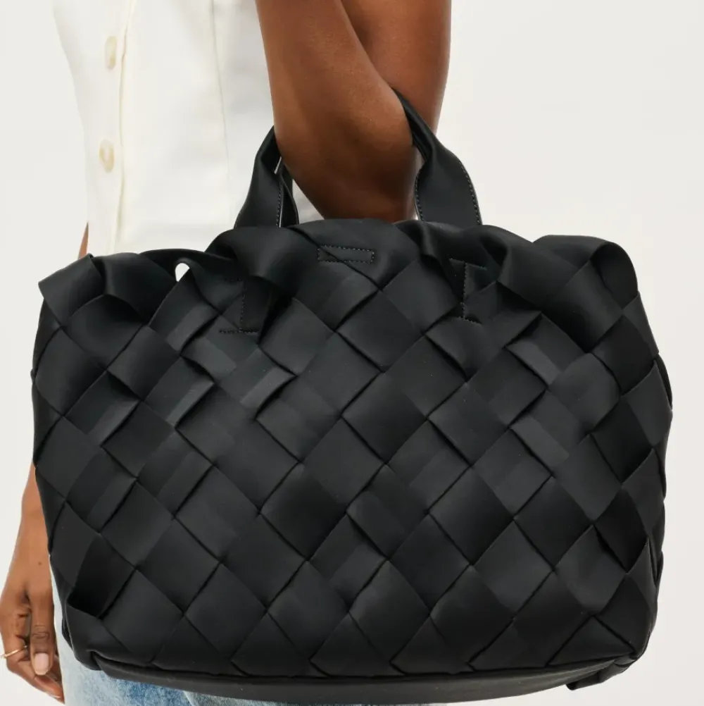 Totes|Handbags^Urban Expressions Ruth Tote