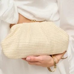 Clutches^Urban Expressions Triana Clutch