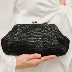 Clutches^Urban Expressions Triana Clutch