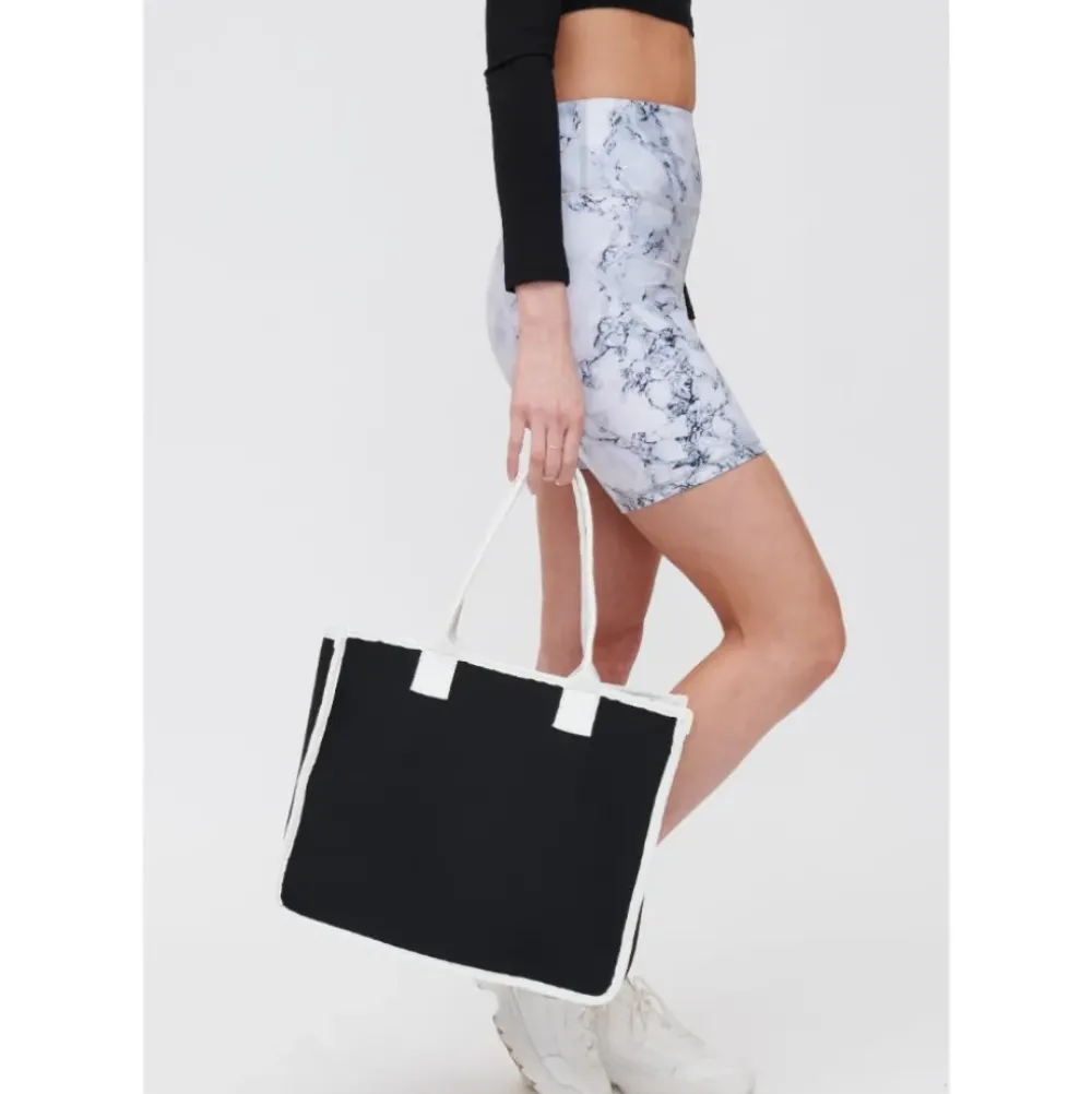 Totes|Handbags^Urban Expressions Wade Tote