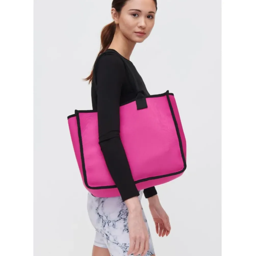 Totes|Handbags^Urban Expressions Wade Tote