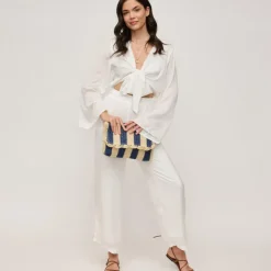 Clutches^Urban Expressions Winnie Clutch