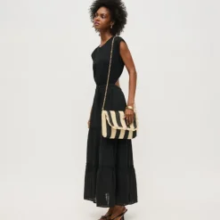Clutches^Urban Expressions Winnie Clutch